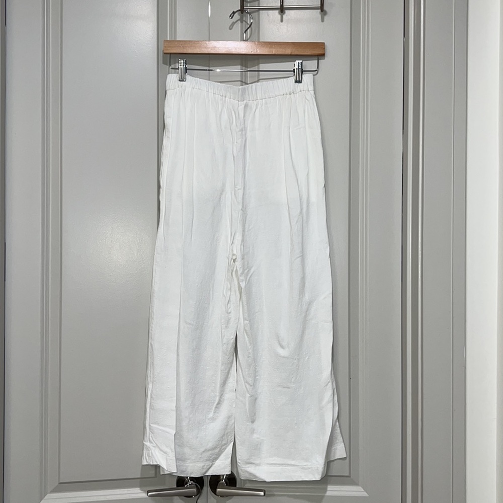 White Linen Set - image 6
